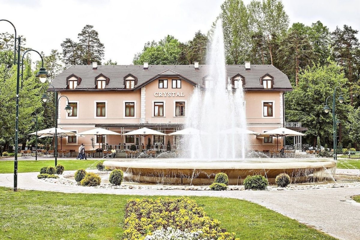 Hotel Crystal